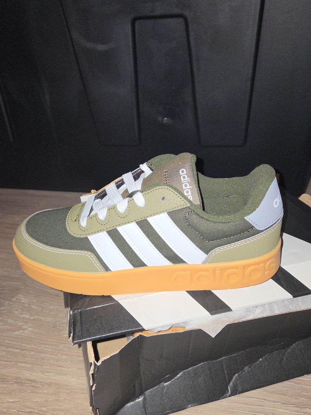 adidas Men’s Olive Green and White Low-Top Sneakers with Gum Sole